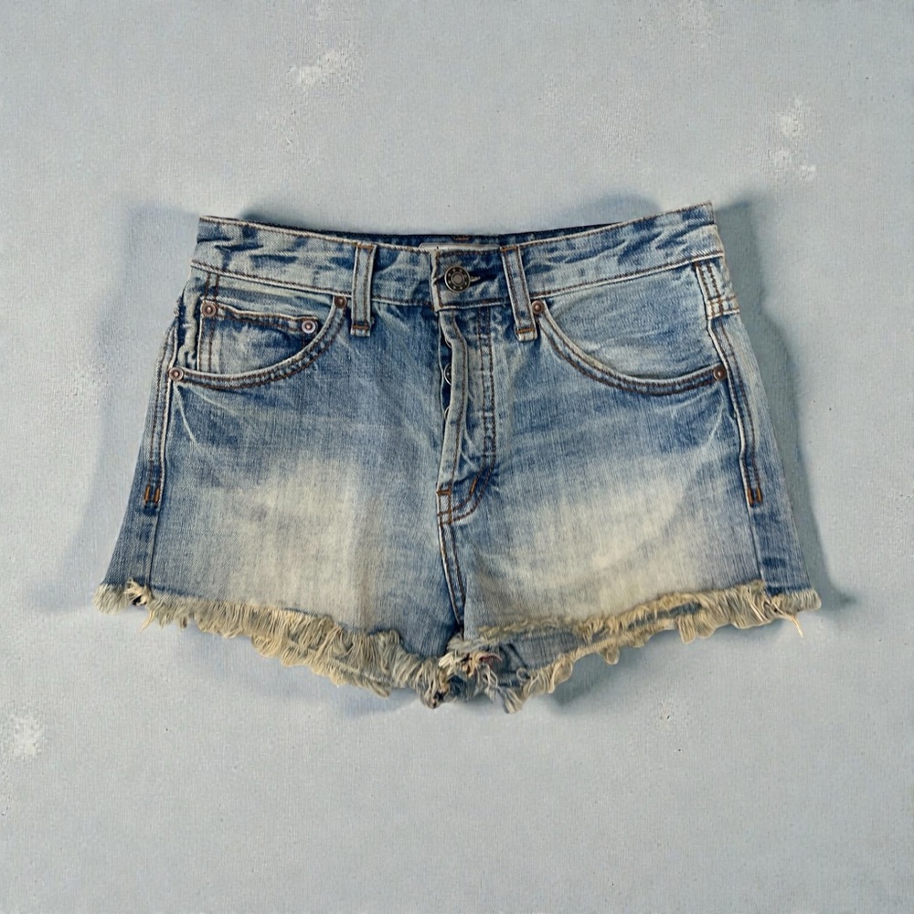 Free People High Waisted Denim Shorts Light Wash Distressed Size 24 NWOT